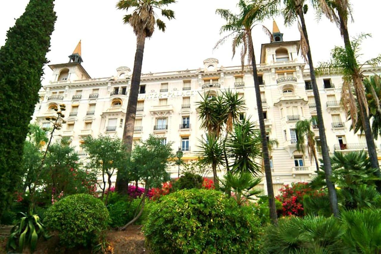 Winter Palace Мантон Екстер'єр фото